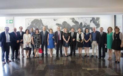 COMEVA, junto a los graduados en ADE y Derecho